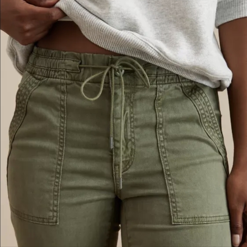 American Eagle Outfitters Next Level Jegging Joggers